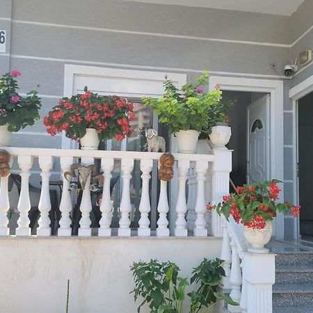 Luxury Room'S By Lika Sarandë Exterior foto
