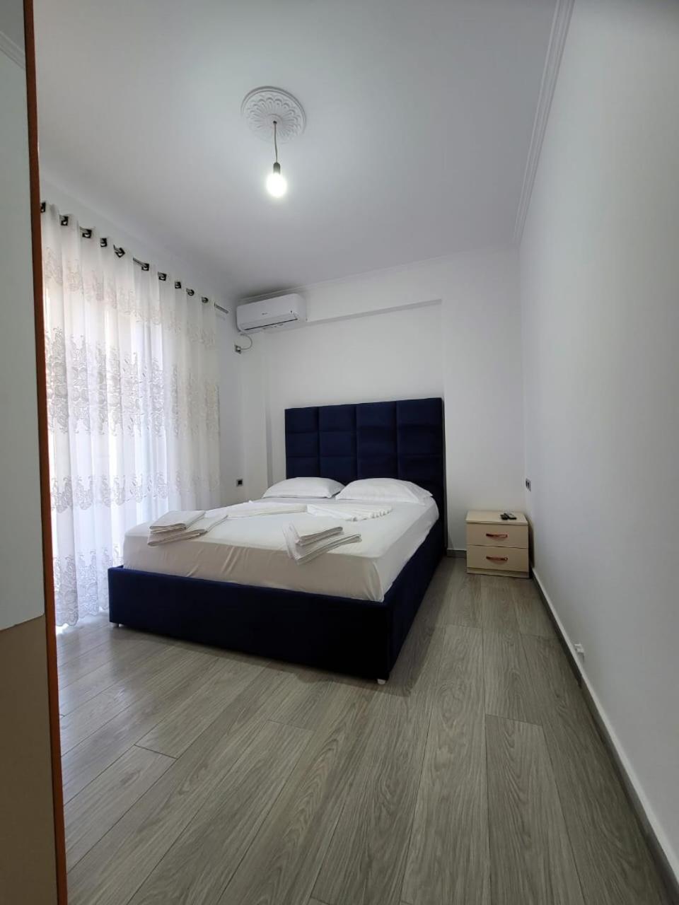 Luxury Room'S By Lika Sarandë Exterior foto