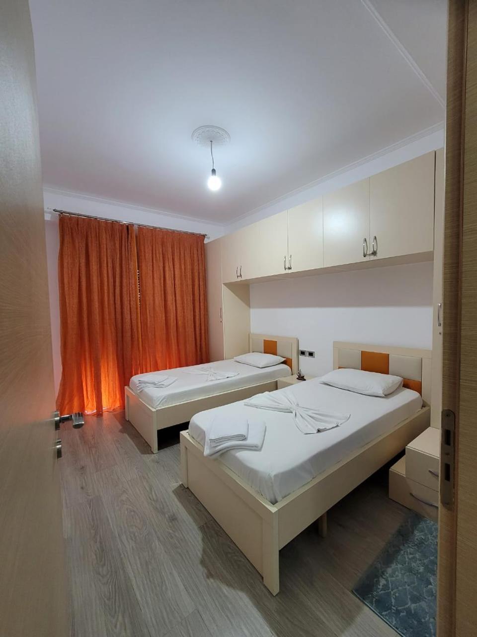 Luxury Room'S By Lika Sarandë Exterior foto